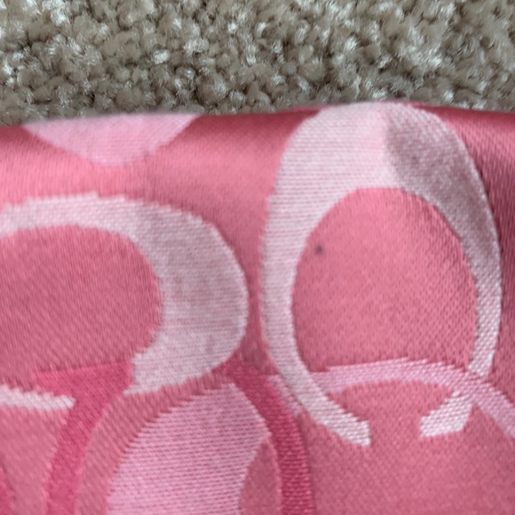 Pink coach bag - Picture 4 of 5